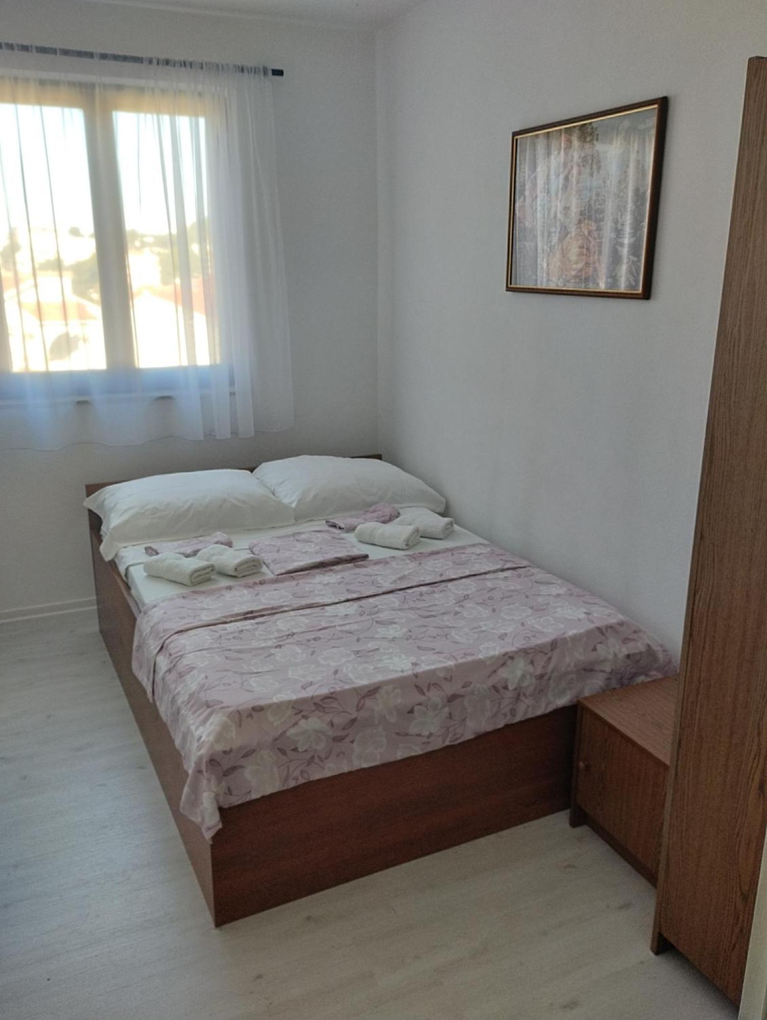 Braco Apartments By The Sea With A Sea View Zaboric Exterior foto